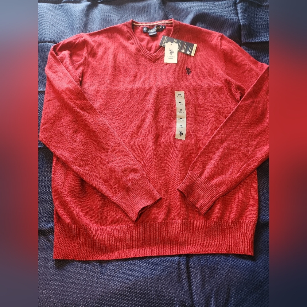 Mens Medium Red Sweater